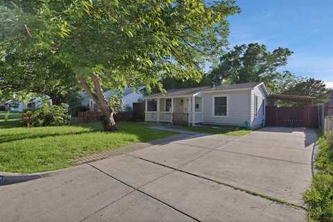 2916 Livingston Avenue, Fort Worth, TX 76110