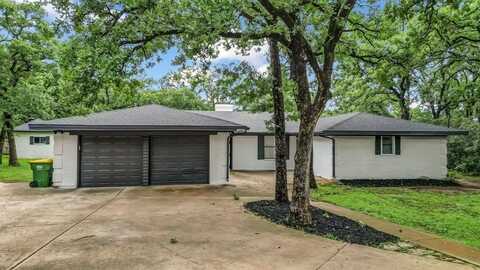 104 Shadowoak Court, Burleson, TX 76028