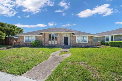 2402 Country Club Parkway, Garland, TX 75041