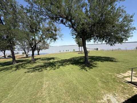 328 Meadow Pond Court, Runaway Bay, TX 76426