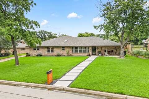 3721 Oakbriar Lane, Colleyville, TX 76034