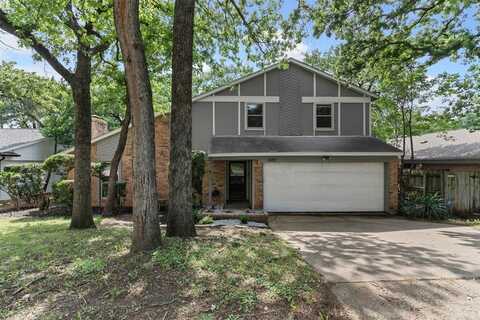 4910 Crest Drive, Arlington, TX 76017