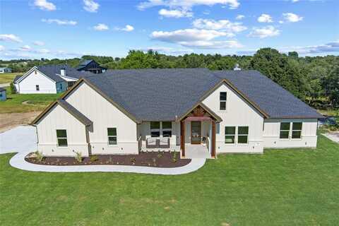 107 Stagecoach Trail, Weatherford, TX 76087