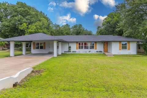 1404 Country Club Road, Ennis, TX 75119