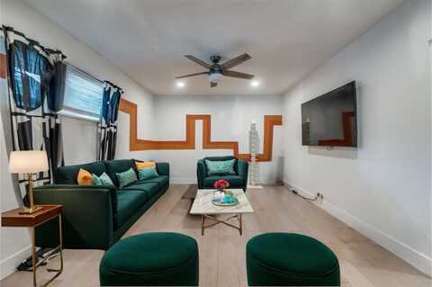 6257 Fenway Street, Dallas, TX 75217