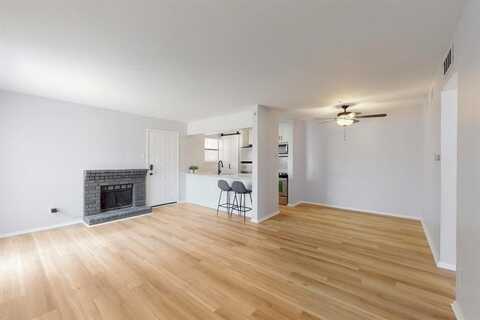 1810 N Garrett Avenue, Dallas, TX 75206