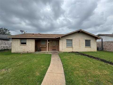 2026 Lamont Drive, Garland, TX 75040