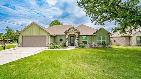 9000 Parkview Circle, Tolar, TX 76476