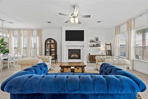 2293 High Plain Lane, Waxahachie, TX 75167
