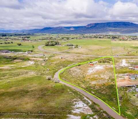 708 Southfork Rd, Cody, WY 82414