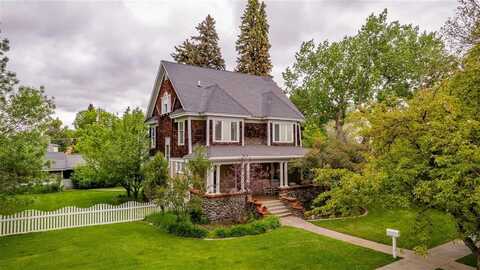 1037 Rumsey Ave, Cody, WY 82414
