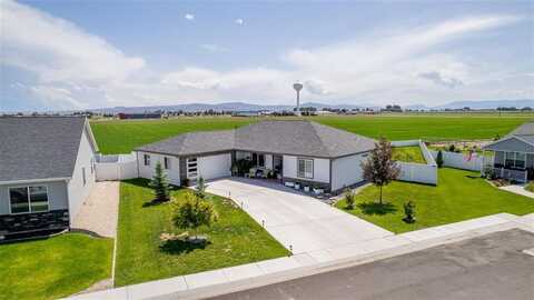 174 Maple Court, Powell, WY 82435