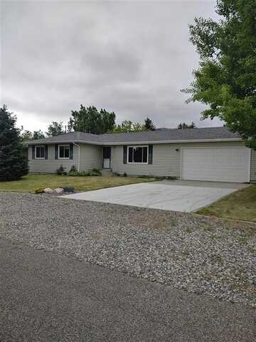 2223 Steadman St, Cody, WY 82414