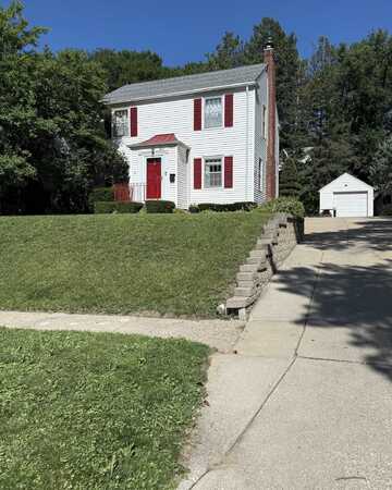 3234 Douglas Street, Sioux City, IA 51104
