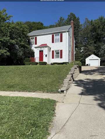 3234 Douglas Street, Sioux City, IA 51104