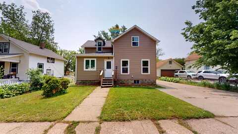 718 E 1ST ST, Storm Lake, IA 50588