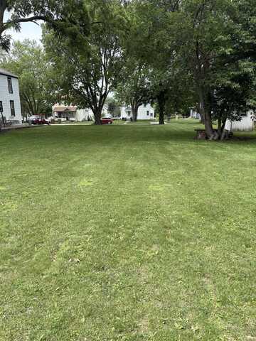 305 Ontario Street, Storm Lake, IA 50588