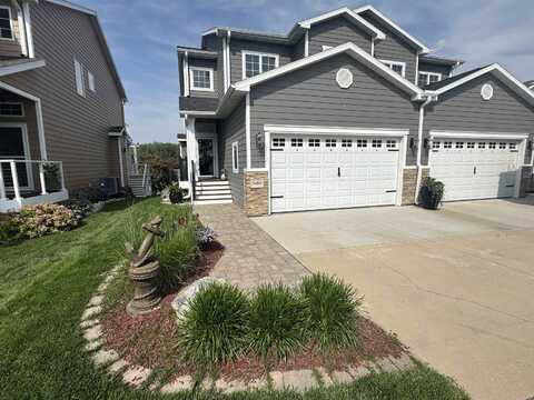 349 Lakeshore Dr, No. Sioux City, SD 57049