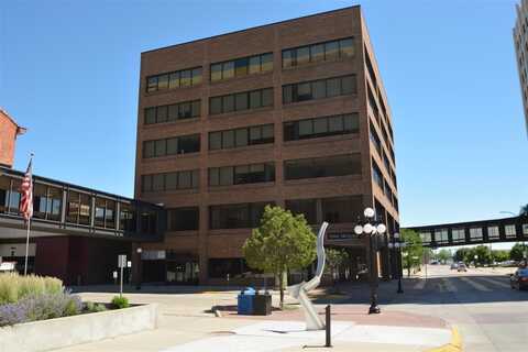700 4th St, Sioux City, IA 51101