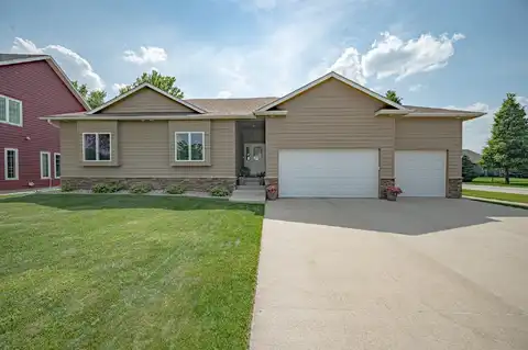 270 Inverness, Dakota Dunes, SD 57049
