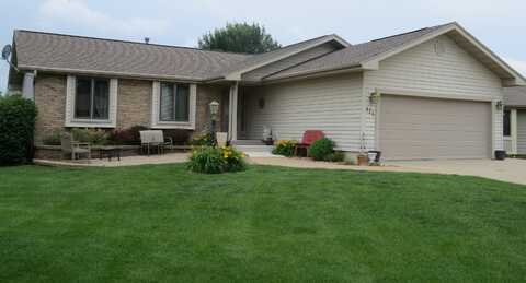 521 Park Court, Le Mars, IA 51031