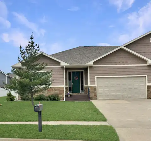 4619 S Lakeport St, Sioux City, IA 51106