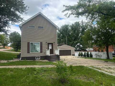 524 W Elm St, Cherokee, IA 51012