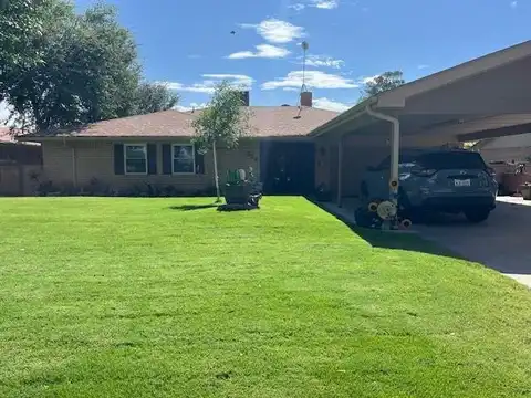 734 N Ave D, Kermit, TX 79745
