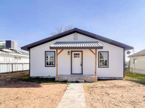 619 SW 6th St, Seminole, TX 79360