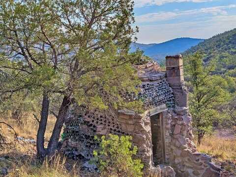 203 Stage Coach Drive, Fort Davis, TX 79734