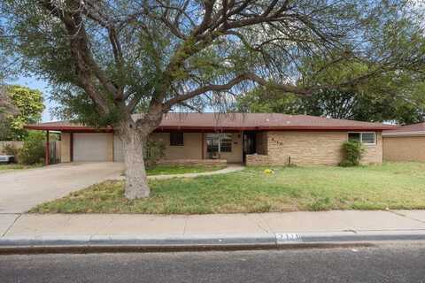 2110 Redbud Ave, Odessa, TX 79761