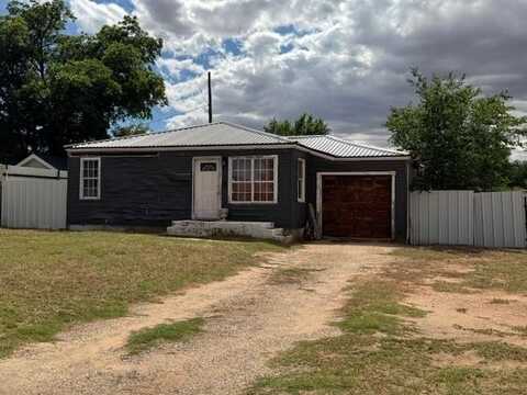 207 NW 3rd, Seminole, TX 79360