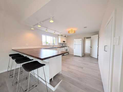 1108 W San Antonio St, Marfa, TX 79843