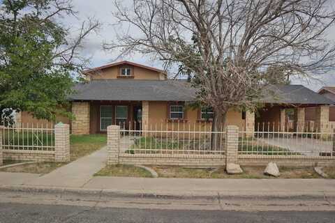 1642 S Plum Ave, Pecos, TX 79772