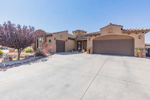 1015 Datura DR, Alamogordo, NM 88310