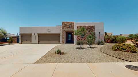 3465 Red Arroyo DR, Alamogordo, NM 88310