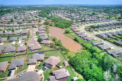 9708 Squire Lane, Yukon, OK 73099