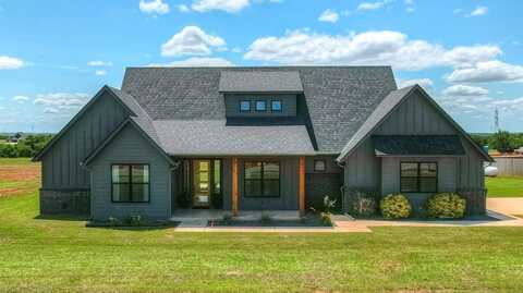 2541 Two Socks Run, Guthrie, OK 73044