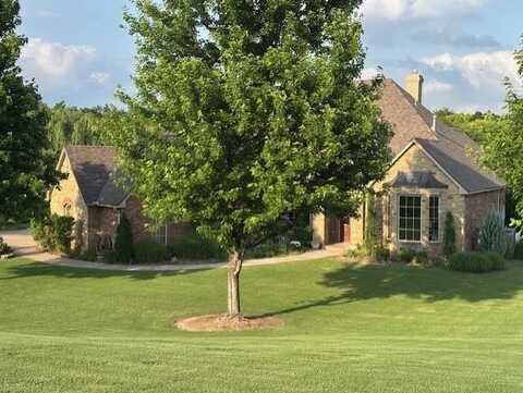6706 Valley Ridge Drive, Edmond, OK 73034