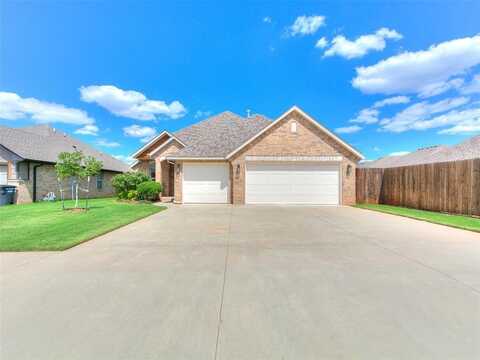 3424 Lakeside Drive, Moore, OK 73160