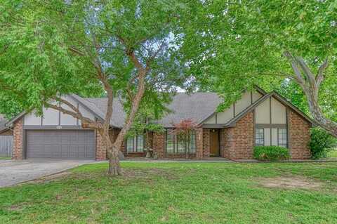 3720 Brookhollow Drive, Norman, OK 73072