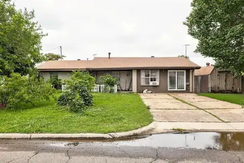 407 S Norman Avenue, Moore, OK 73160