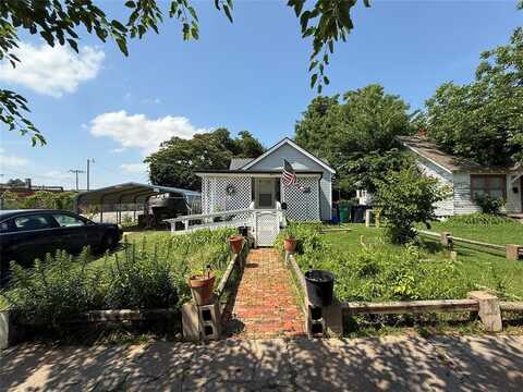 825 SW 25th Street, Oklahoma City, OK 73109
