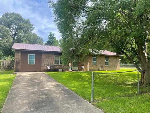 1003 Lukfata Street, Broken Bow, OK 74728