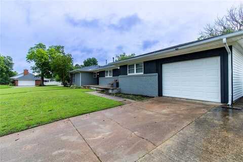1712 N Pennsylvania Avenue, Shawnee, OK 74804