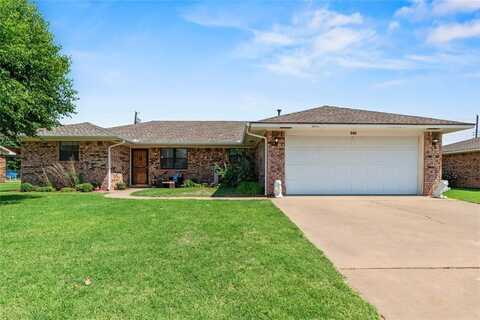 543 Sunset Drive, Watonga, OK 73772
