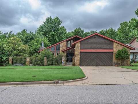 13501 Fox Hollow Ridge, Oklahoma City, OK 73131