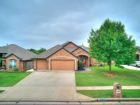 2708 SE 39th Street, Moore, OK 73160