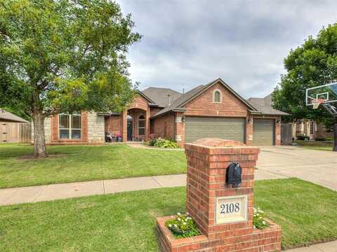 2108 Mulberry Creek Avenue, Yukon, OK 73099