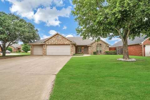 3405 Wendy Lane, Altus, OK 73521